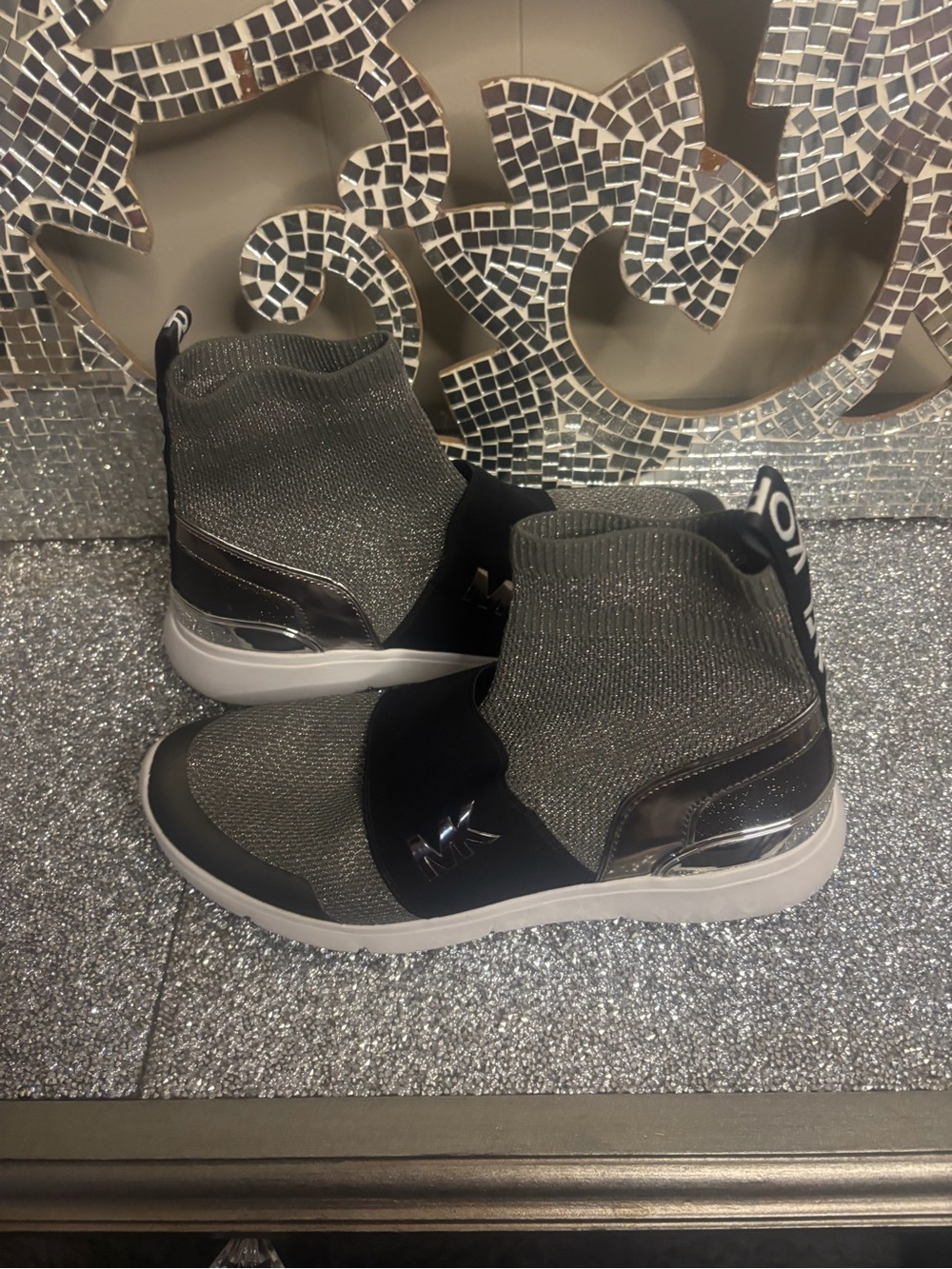 ⭐️MICHAEL KORS‎ Metallic Knit Slip-On Sneakers - Silver/Black